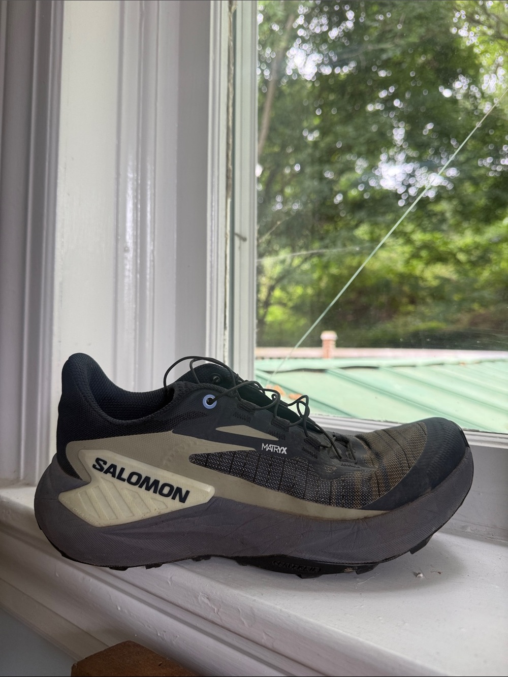 Salomon Women's Genesis Trail Running Shoes